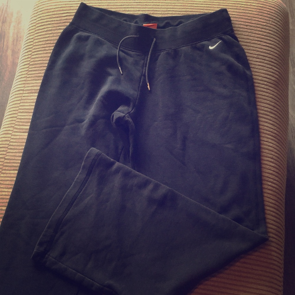 Nike Large Sweat pants